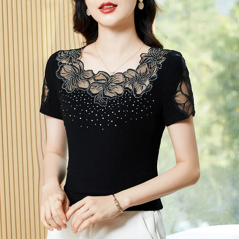 Zomerse Korte Mouw O-hals Dames T-shirt met Elegant Slim Gehollowd Drill Mesh Tops Blusas.
