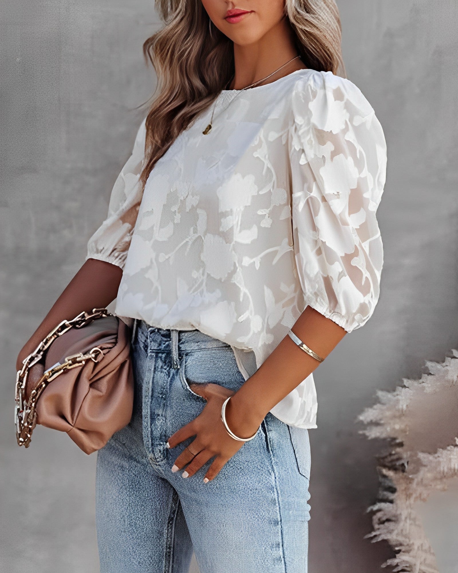 Manuela | Elegante blouse met pofmouwen van chiffon