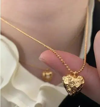 Aurum Goldene Retro Herz Halskette