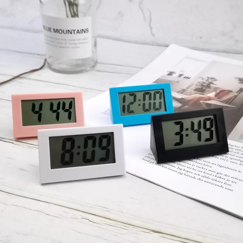 Minimalistische Digitale Wekker met LED-display