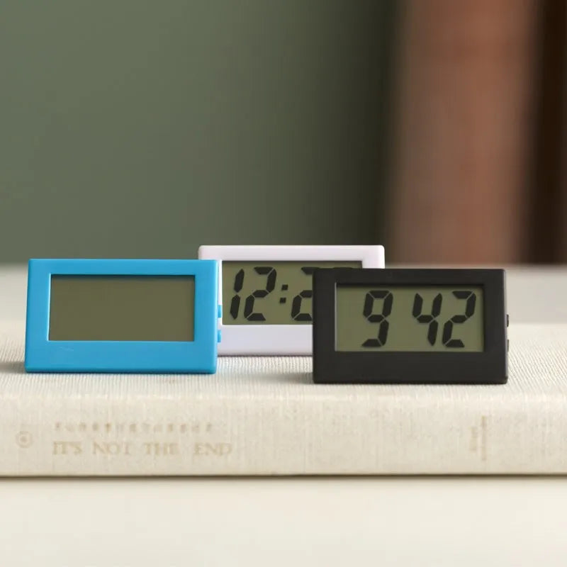Minimalistische Digitale Wekker met LED-display