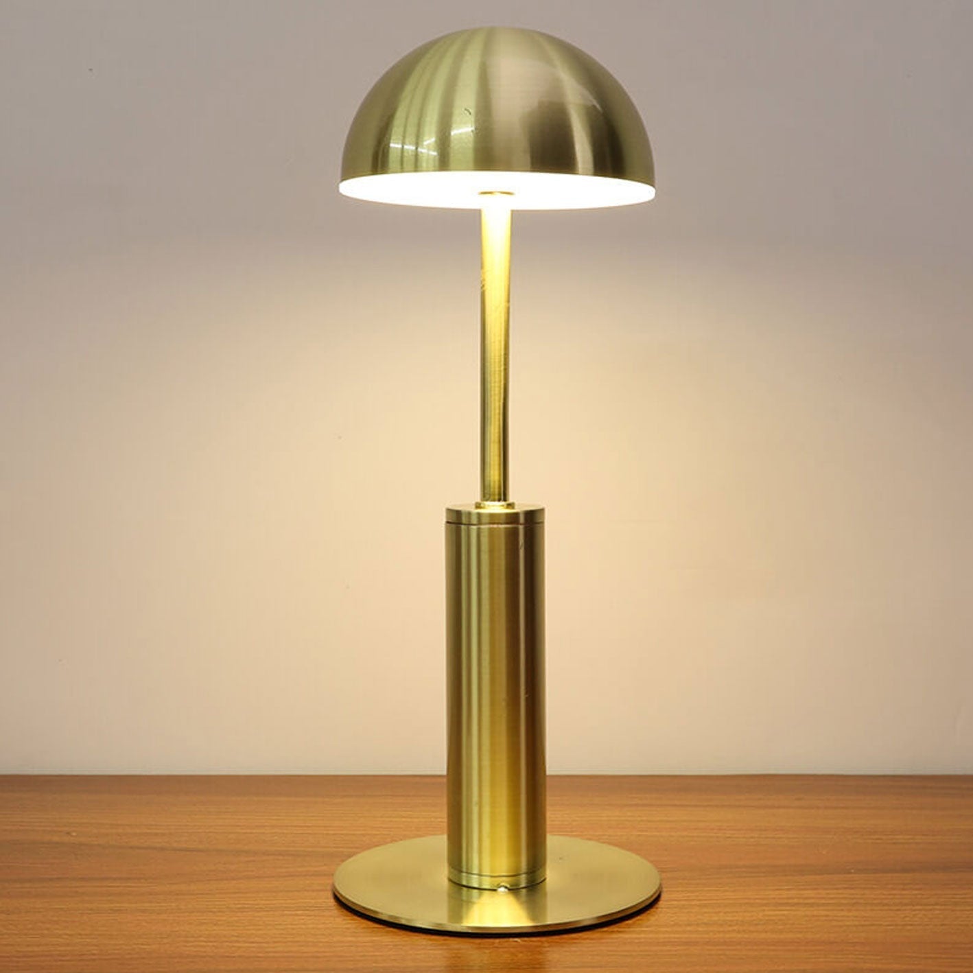 Minimalistische LED Tafel Lamp