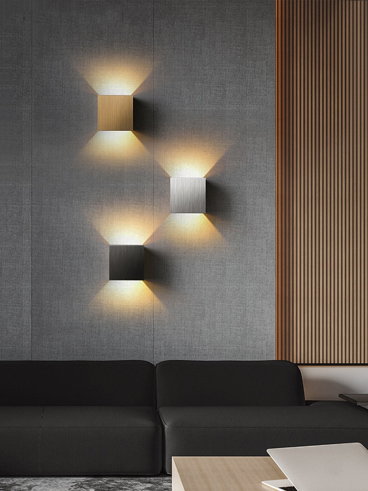Minimalistische Wandlamp