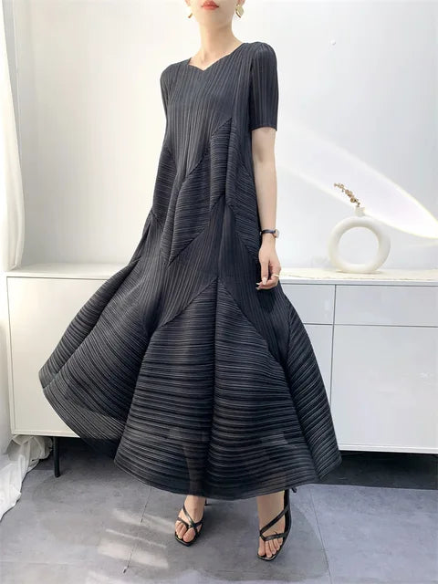 Stijlvolle Zomerjurk Van Miyake Bubble
