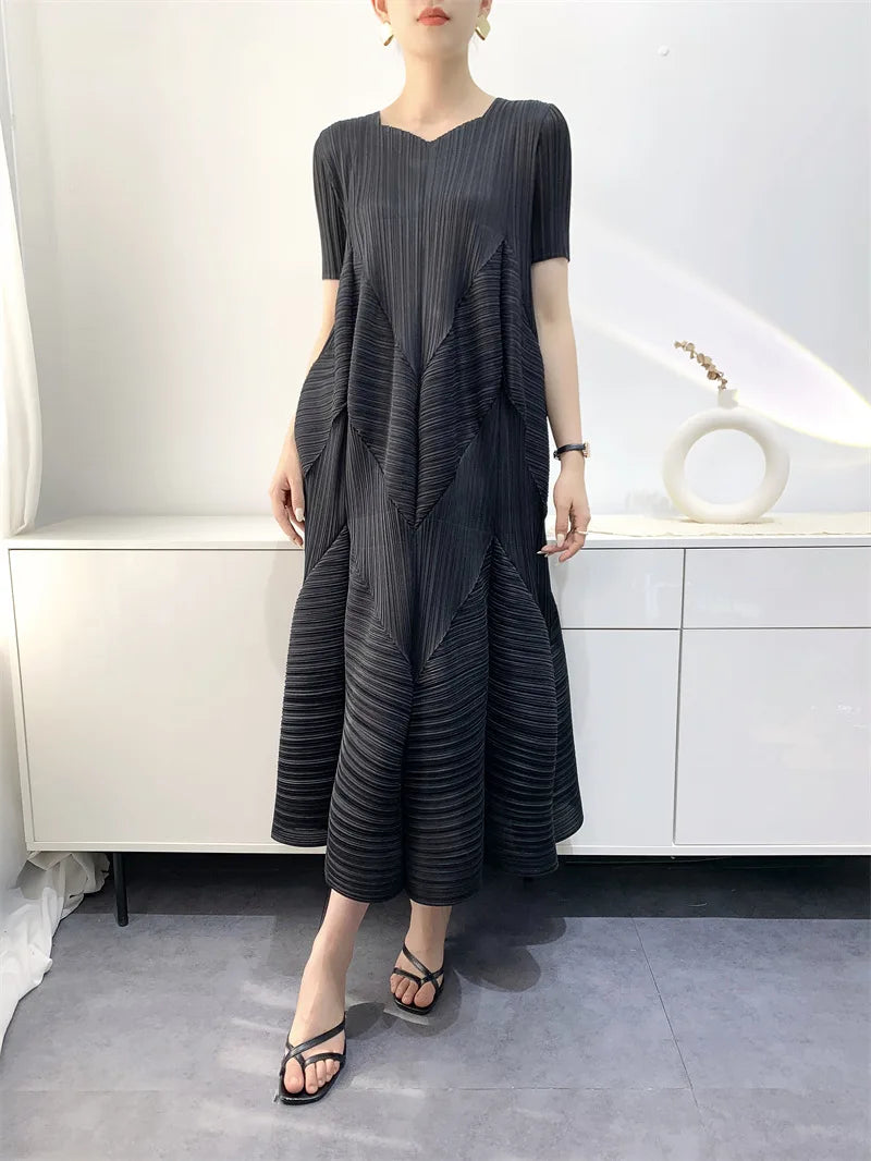 Stijlvolle Zomerjurk Van Miyake Bubble