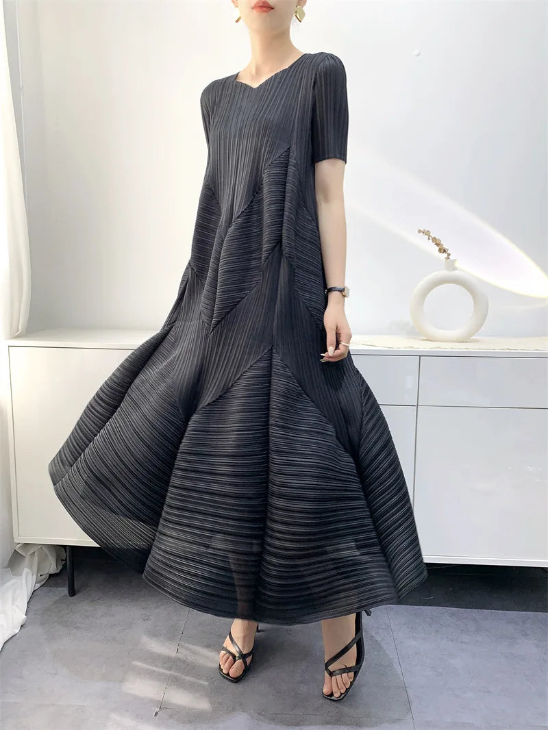 Stijlvolle Zomerjurk Van Miyake Bubble