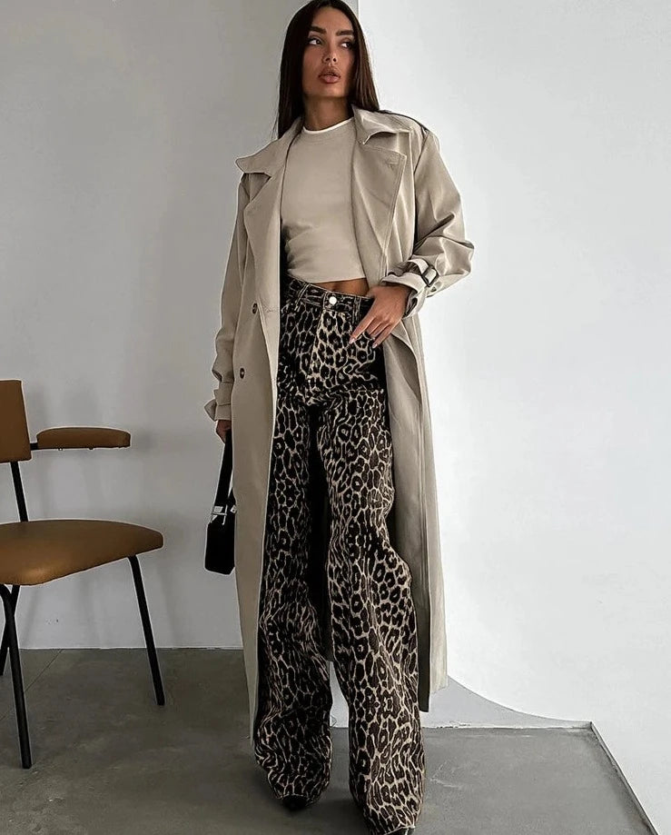 Pantaloni a gamba larga con stampa leopardata WildChique