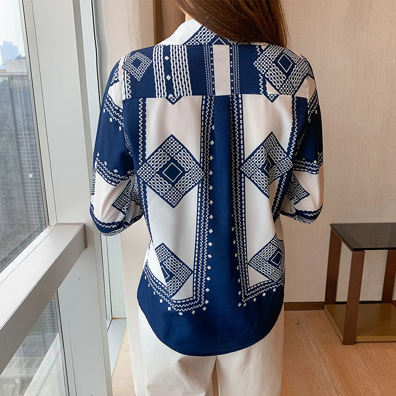 Elegant Printed Blouse for Spring and Autumn