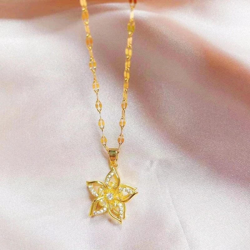 Enchanting Fashion Creative 360° Rotating Flower Pendant Necklace