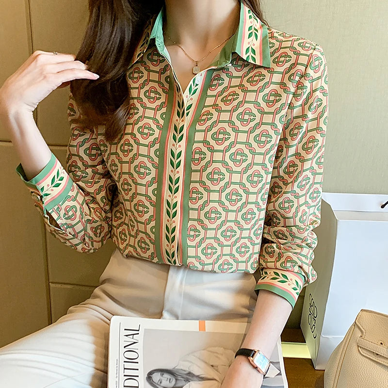 Fashionable Chain Print Blouse for Women