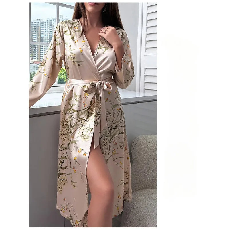 Delicia Luxe Kersenprint Zijden Nachtkledingset