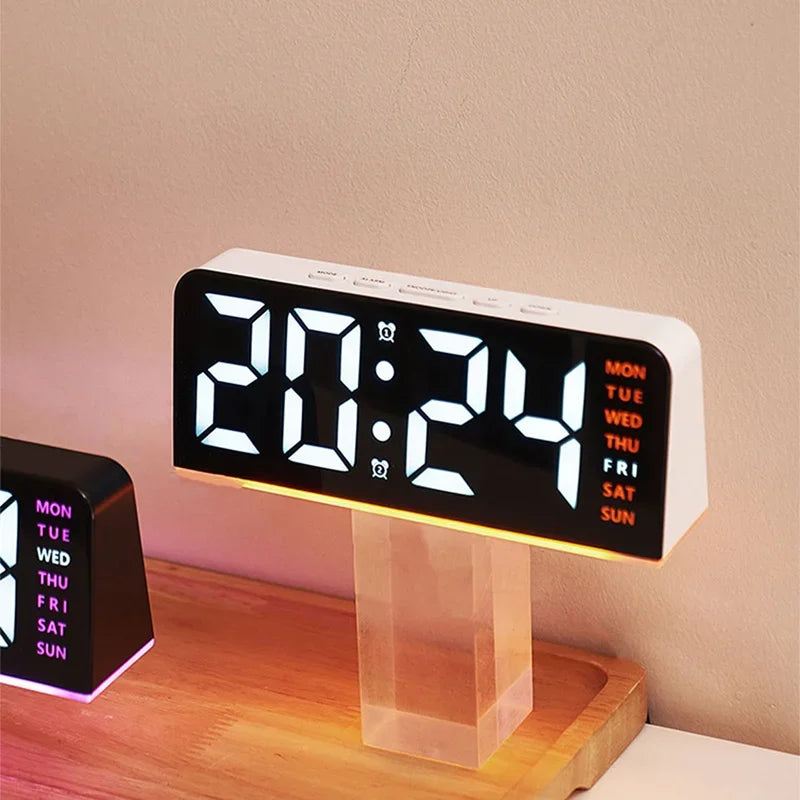 Moderne Digitale Wekker met LED Display