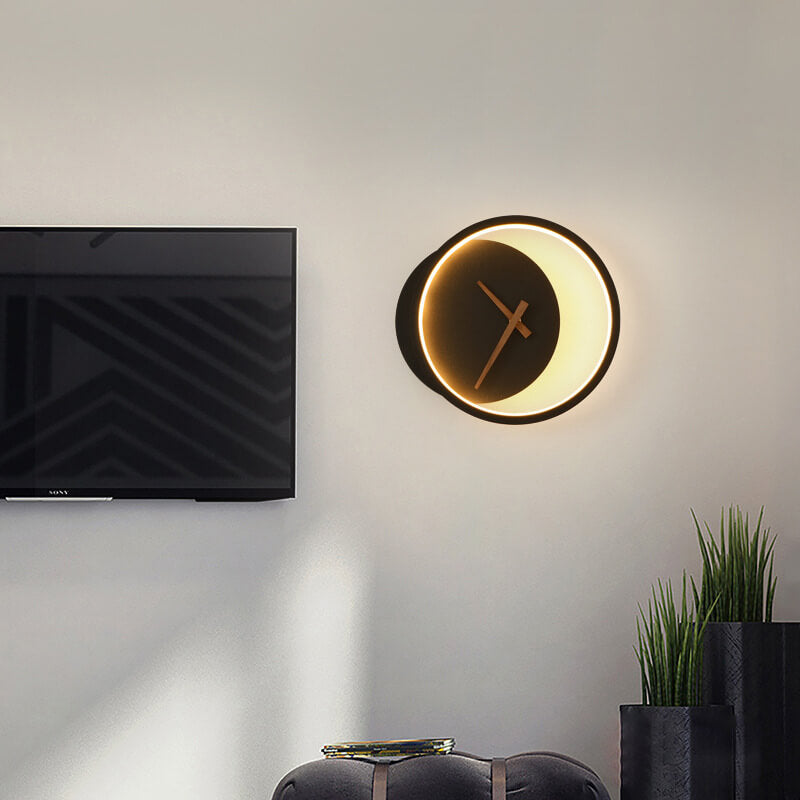 Moderne LED Wanduhr met Monddesign