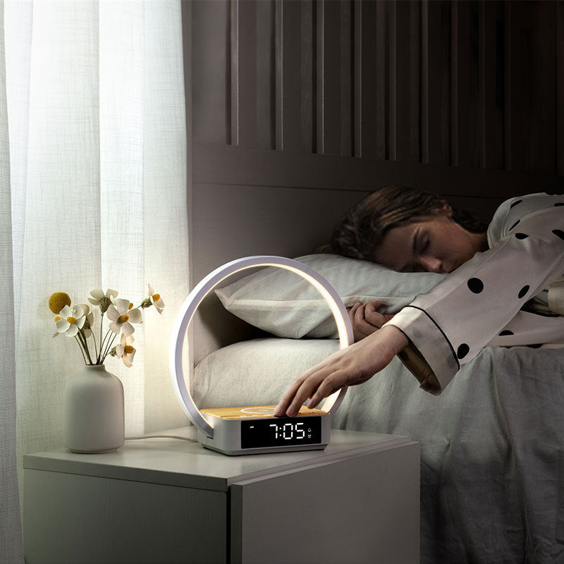 Moderne Wekker Met Licht, Tafellamp en Draadloze Oplaadfunctie