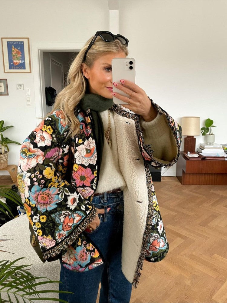 Aurora Premium Women's Jacket – Stylish Must-Have for This Autumn, Elegant Protection Against the Cold