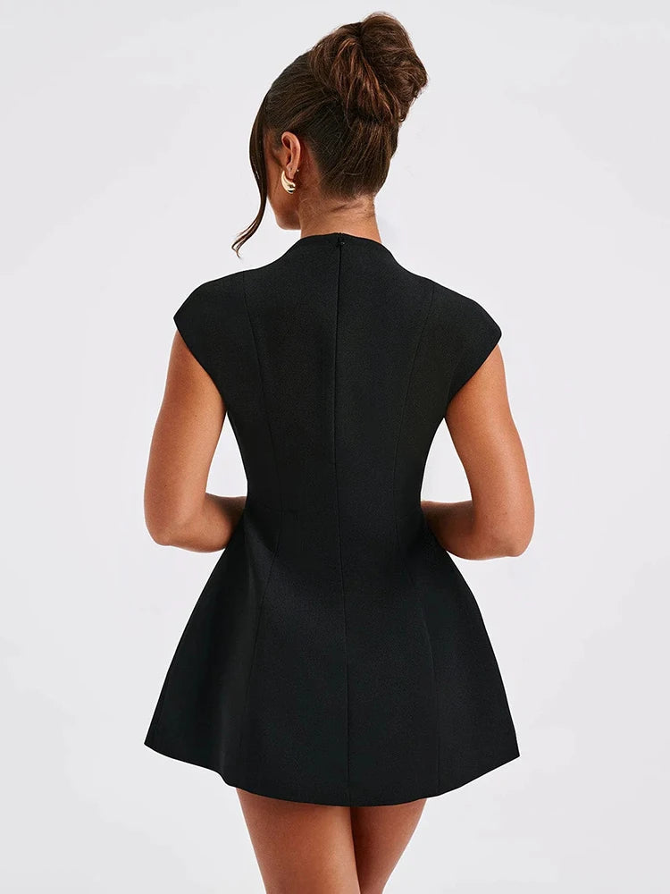 Mini Abito Senza Maniche Nero per Donne di GlamourStyle