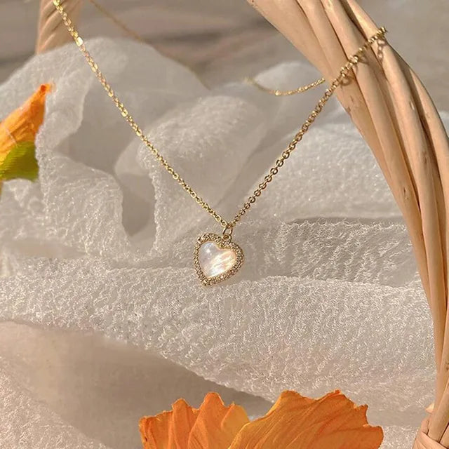 Nova Parels en Vlinders Ketting