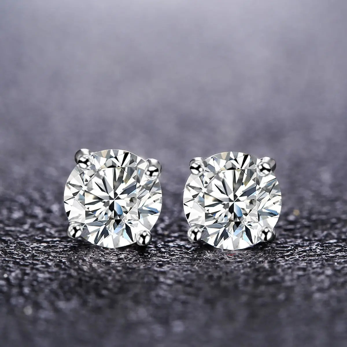Nuovi orecchini a bottone con diamanti in argento sterling 925