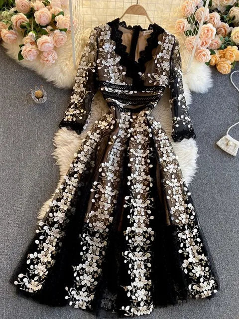Blossom Couture Gehaakte Bloemenjurk