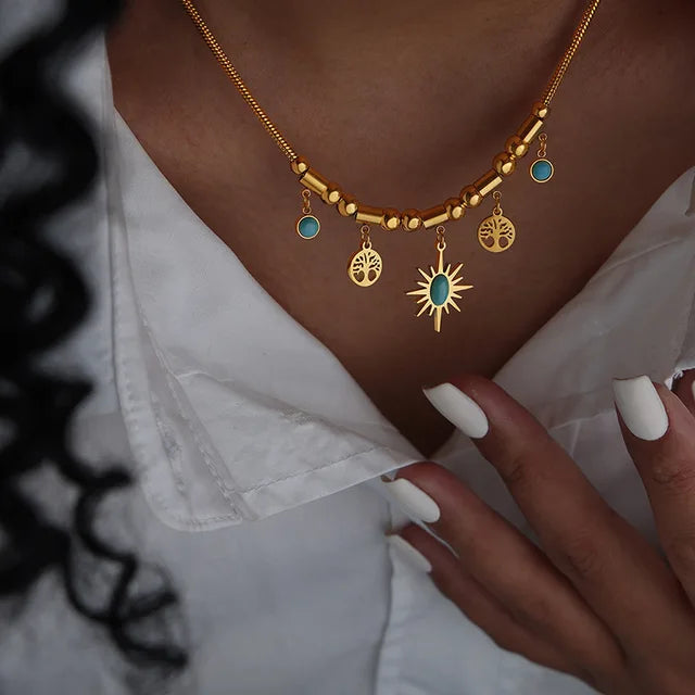 Enchanting Bohemian Treasure: New Vintage Colorful Pendant Necklace Bracelet Set
