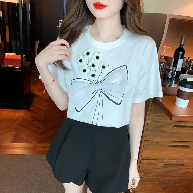 Weiße Bluse mit kurzen Ärmeln