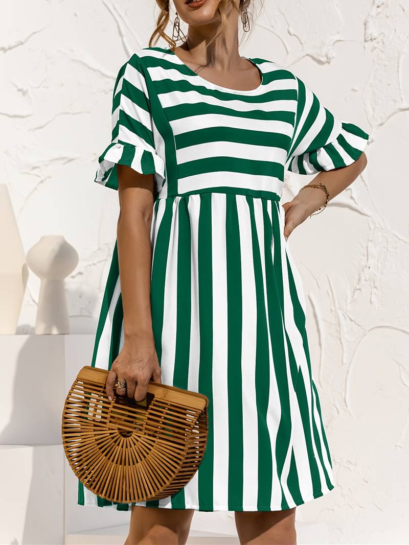 Olivia | Gestreepte elegante jurk met korte mouwen