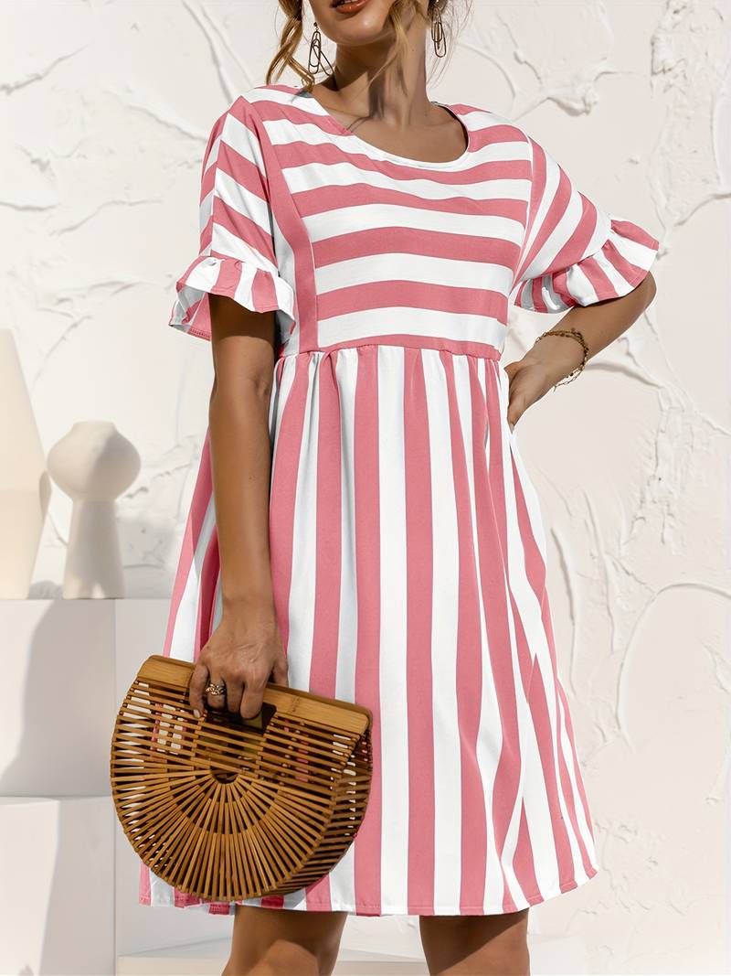 Olivia | Gestreepte elegante jurk met korte mouwen