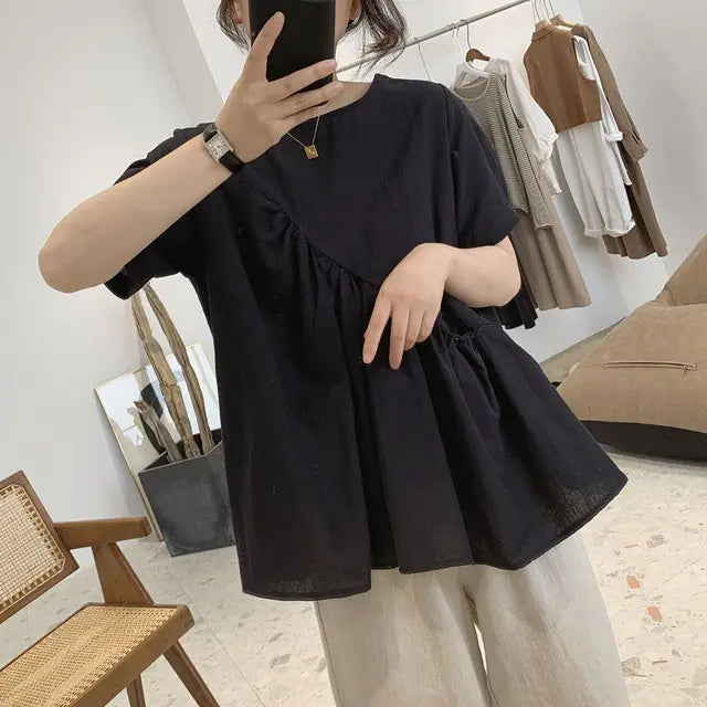 Stylish Cotton and Linen Doll Blouse for a Fashionable Summer Look!