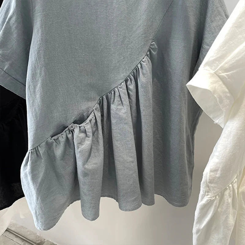 Stylish Cotton and Linen Doll Blouse for a Fashionable Summer Look!