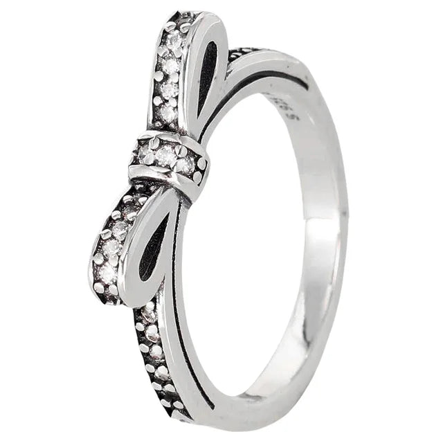 Anello a cuore nodo infinito pavé in argento sterling originale