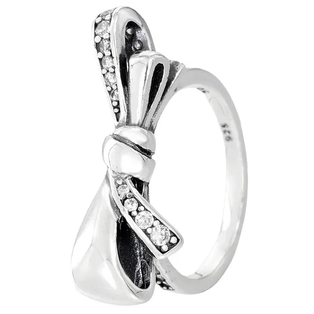 Anello a cuore nodo infinito pavé in argento sterling originale