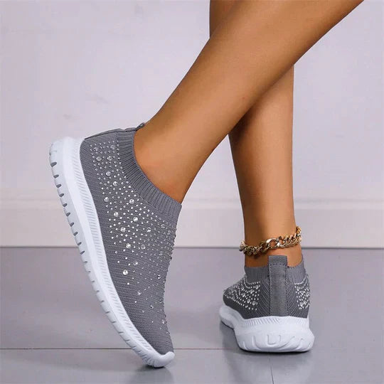 Velanora Instap Sneakers | Fashionable Slip-on Shoes