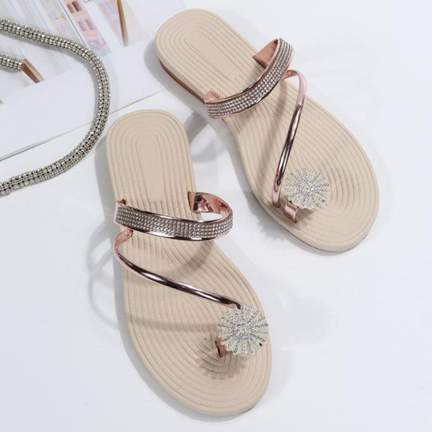 Schneeflocken Sandalen für sommerliche Eleganz