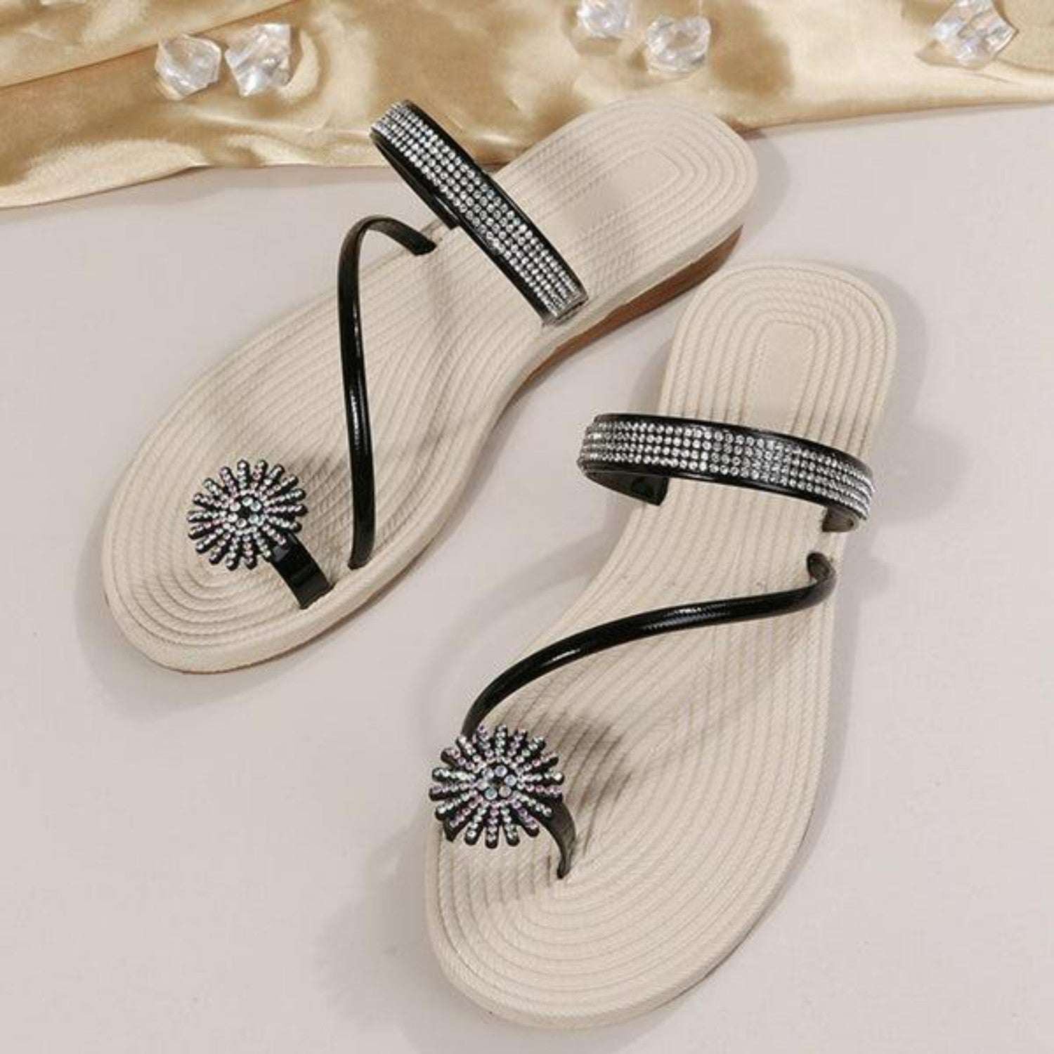 Schneeflocken Sandalen für sommerliche Eleganz