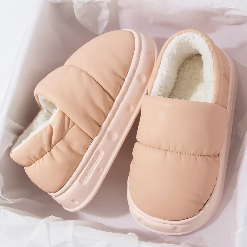 Christian | Warme en comfortabele antislip winterslippers