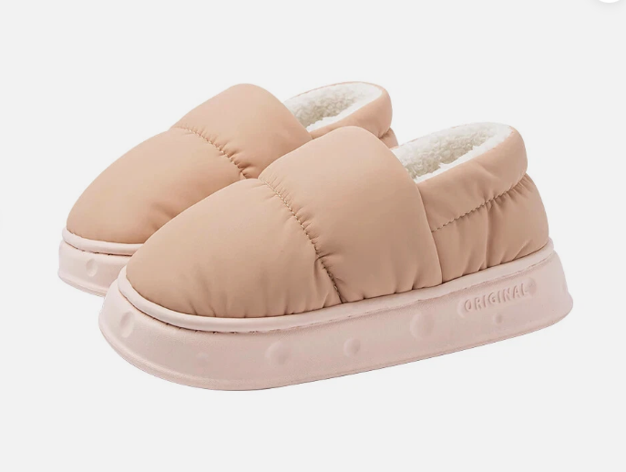 Christian | Warme en comfortabele antislip winterslippers