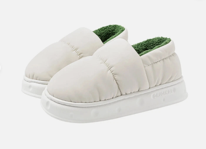 Christian | Warme en comfortabele antislip winterslippers