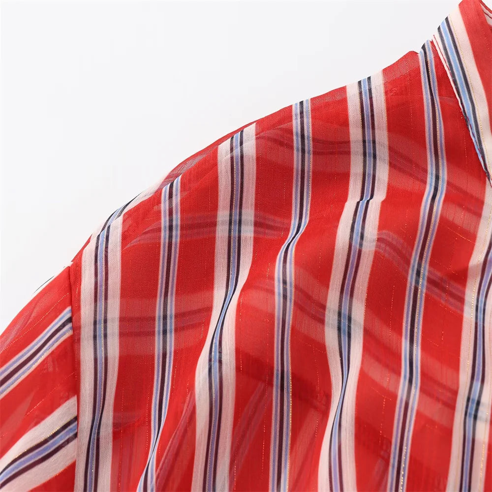 Zomerse Streepblouse met Knoopjes