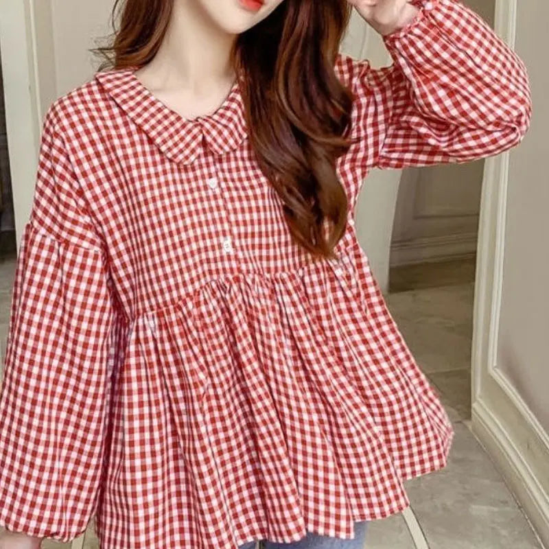 Charming Vibe Women's Sweater with Buttons and Print