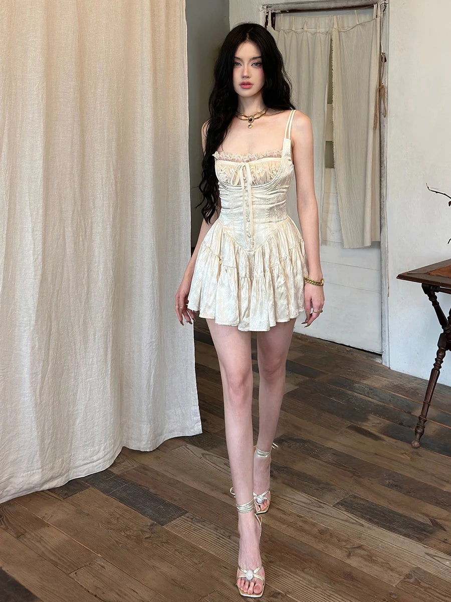 De Elegante Dromer Mini-Jurk van Glanschique