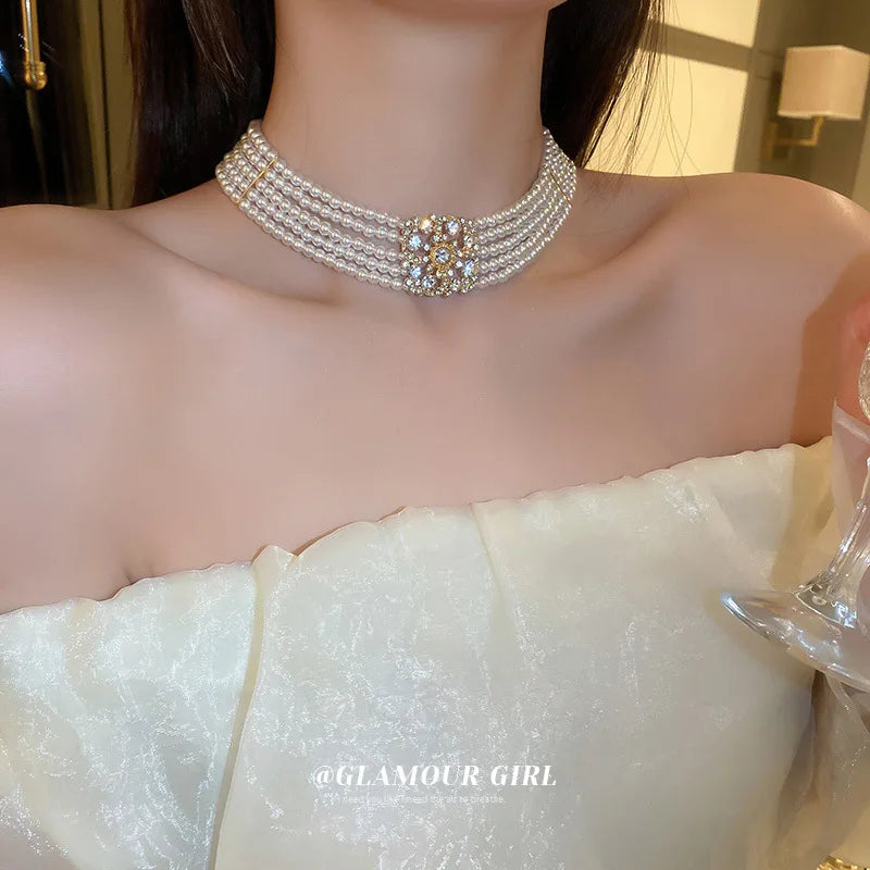 Luna Strass Blume Perle Mehrschichtige Kette