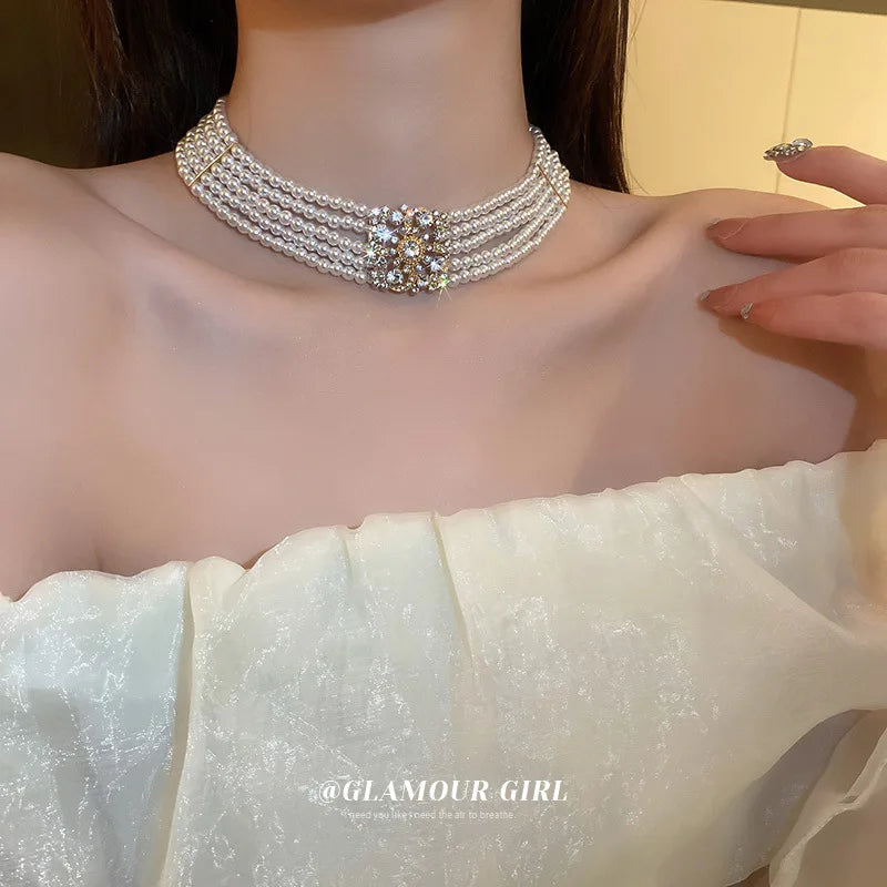 Luna Strass Blume Perle Mehrschichtige Kette