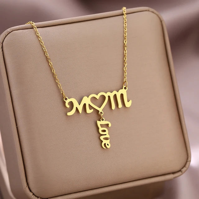 Betoverende RVS Ketting met Brief "Mom" Hanger