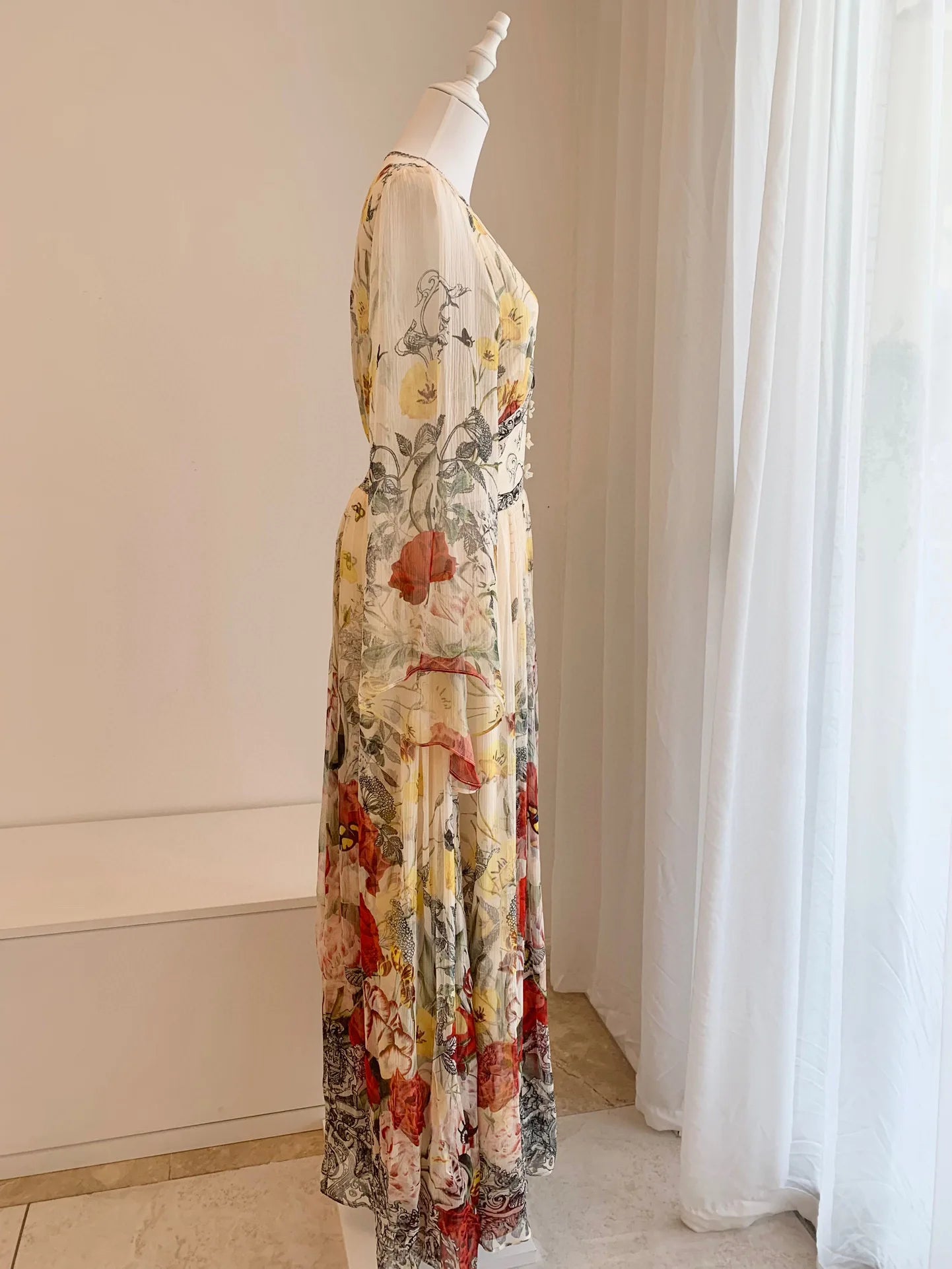 LuminiqueLuxe grünes Seidenkleid
