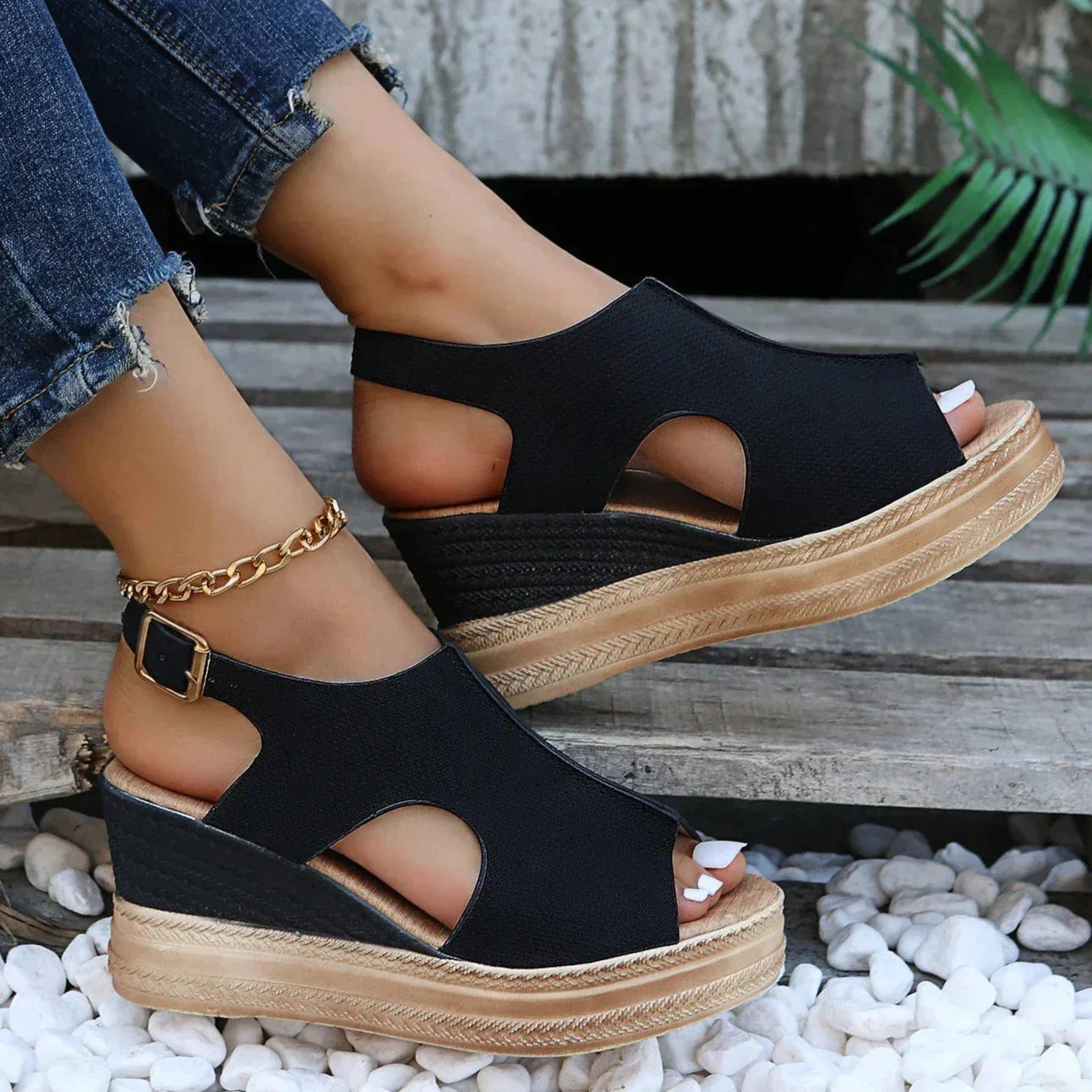 Velanora- Orthopedic wedge heels for the summer