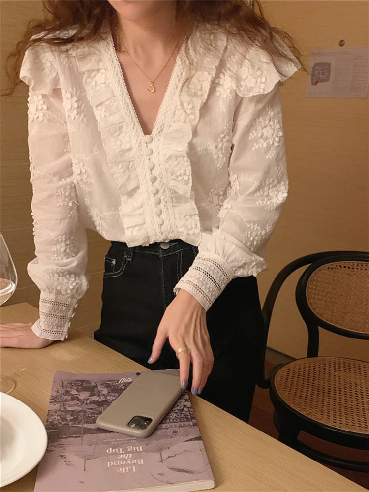 Chic Light Blouse