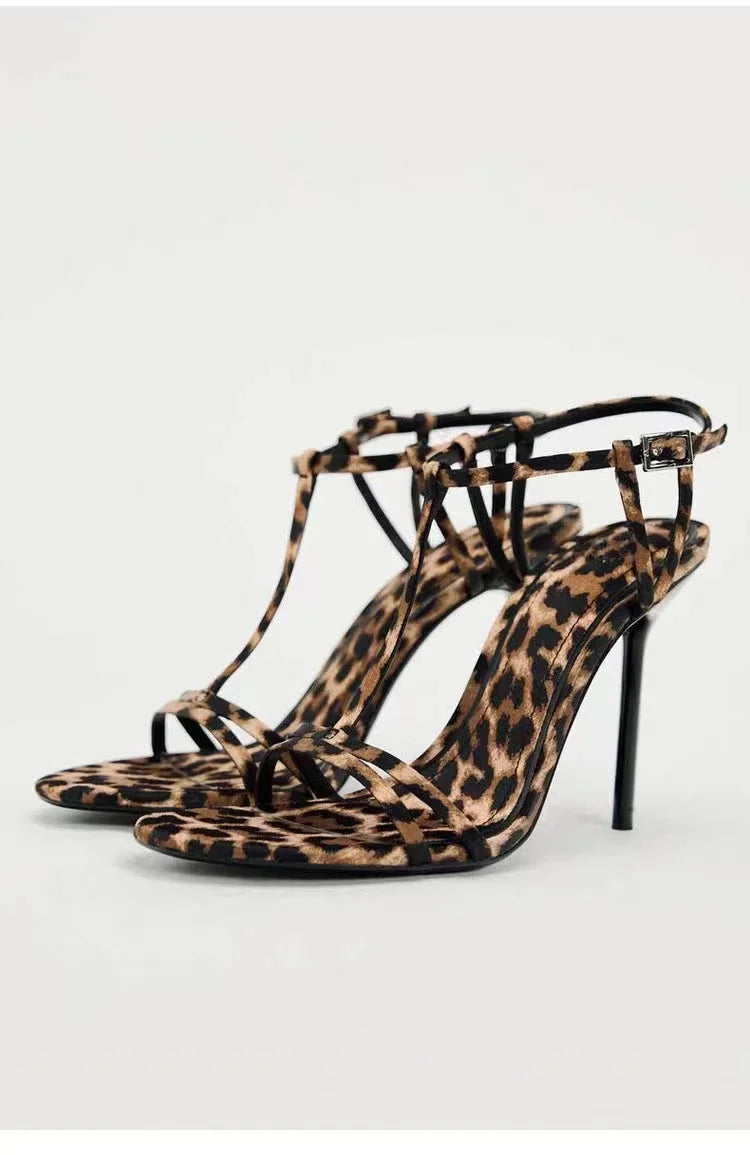 GlamourTrend Leoparden Sandalen