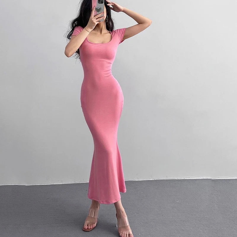 LuxeVrouw Summer Maxi Dress