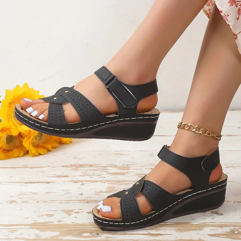 ZomerElegantie Keilsandalen