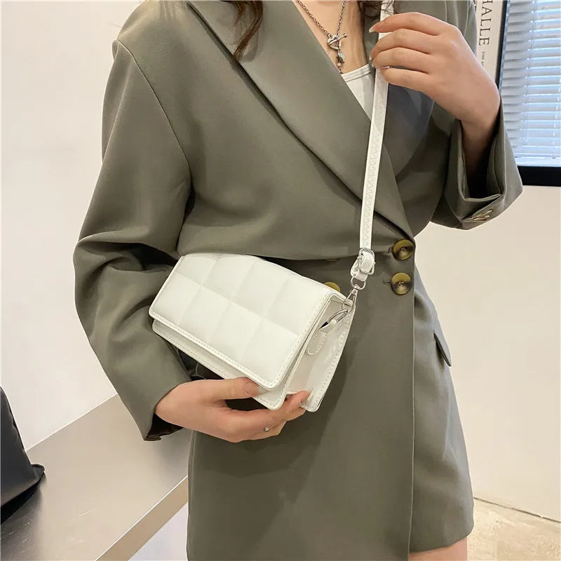 ChicVerve Handbag